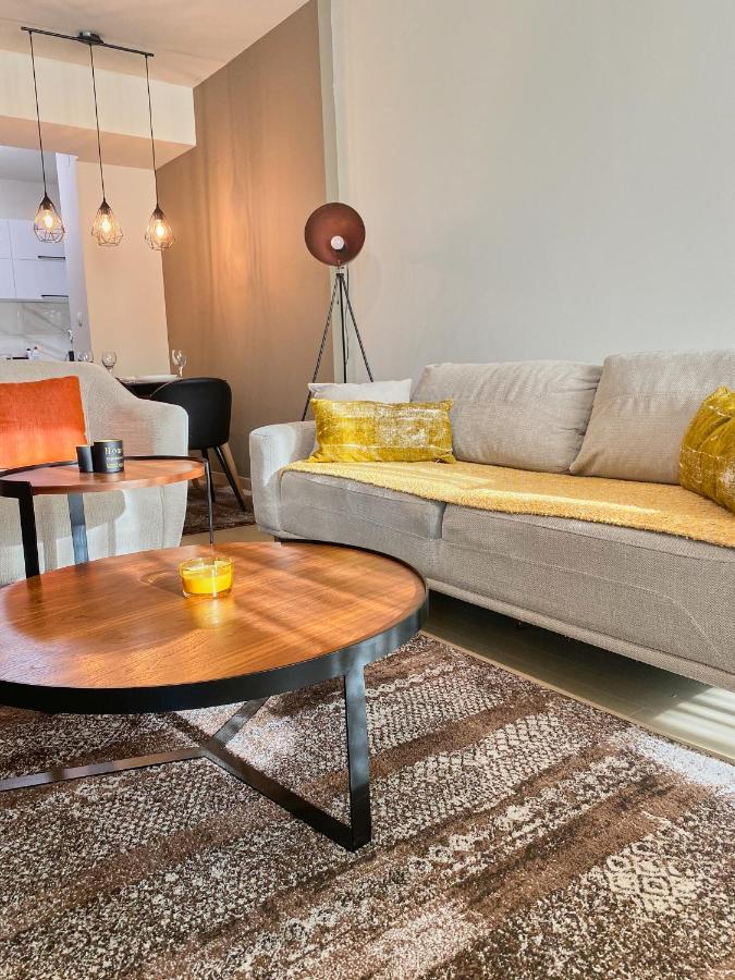 Stylish Apartment, Skopje Centre - Private Parking - Panoramic Views Exterior foto